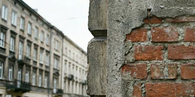 Restytucja mienia prywatnego w powojennej Polsce: Niedokończone dziedzictwo II wojny światowej i komunizmu